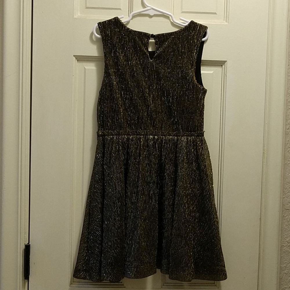 Dress - Picture 2 of 3